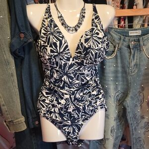 Ellen Tracy Navy and White Floral One Piece Swimsuit With Side Ruching  NWOT